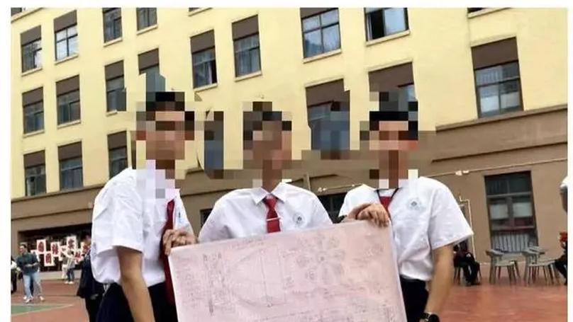 The 16-Year-Old 'Chief Engineer' Hoax in China