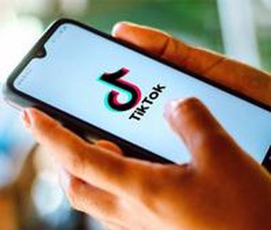 TikTok Ban Sparks Global Social Media Migration to Chinese Platforms